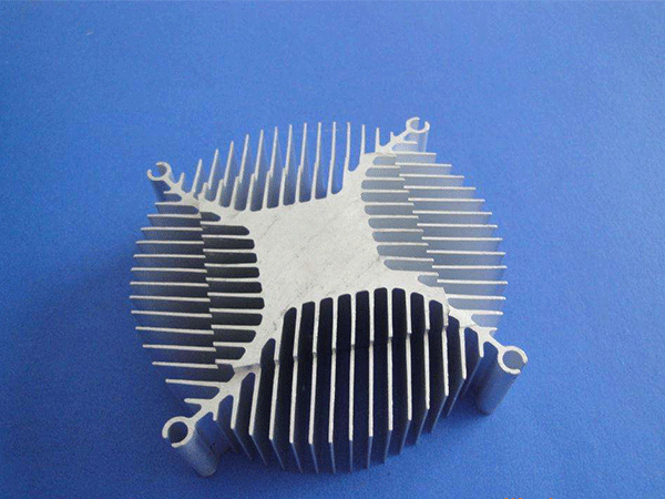 鋁制品代加工制造商生產(chǎn)工藝流程怎樣控制較弱？